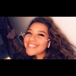 Meet your Posher, Emely